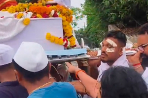 India: sobreviviente de siniestro aéreo entierra a su hermano tras tragedia que dejó 241 muertos