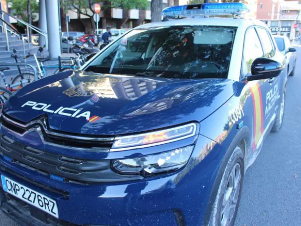 Maestra agredida en plena clase por madre enfurecida: hay una detenida