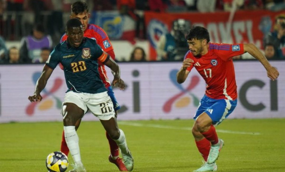Ecuador empata con Chile y está cerca de su quinta clasificación mundialista