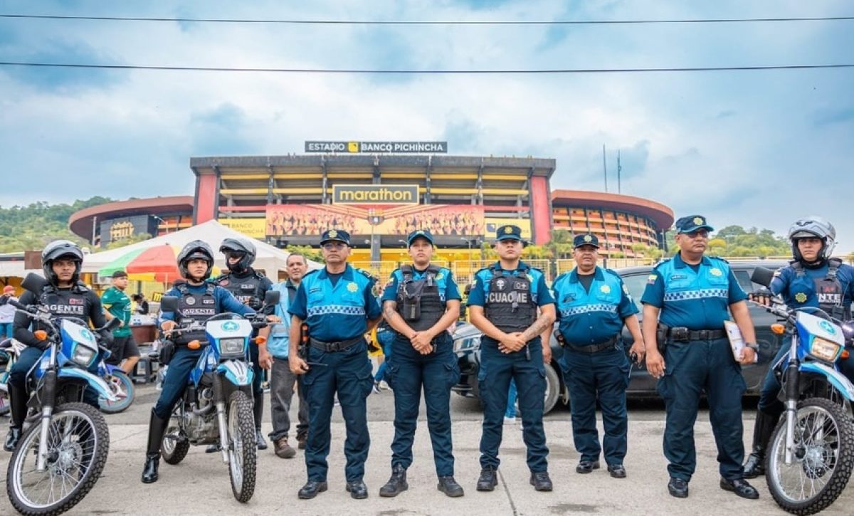 Más de 250 funcionarios del Municipio de Guayaquil, participarán en el operativo por el partido Ecuador-Brasil.