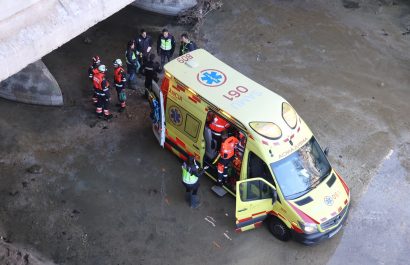Ecuatoriano es detenido en España por agredir a personal médico y policías que llegaron a atender emergencia