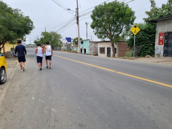 Desde el Aromo, así como de muchos sectores rurales de Manabí y Montecristi, partieron familias completas hasta Venezuela.