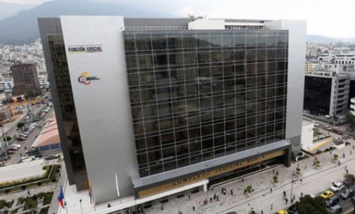 El Consejo de la Judicatura destituye a cuatro funcionarios