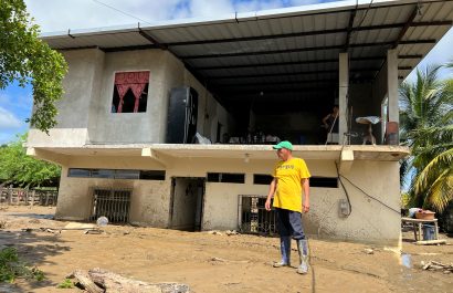 Desolación en El Mate: familias abandonan sus hogares tras inundaciones