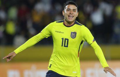 el mediocampista ecuatoriano Kendry Paez