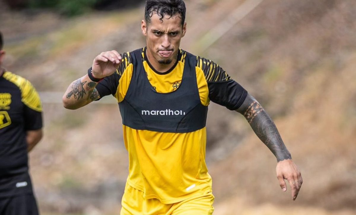 El mediocampista uruguayo Jesús Trindade