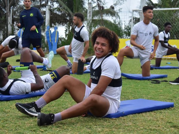 Érick Mendoza, estará liderando la delantera de Delfín SC ante Mushuc Runa.