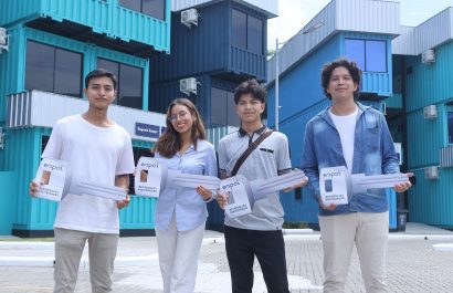 Varios estudiantes beneficiarios de las residencias politécnicas de la ESPOL, en Guayaquil.