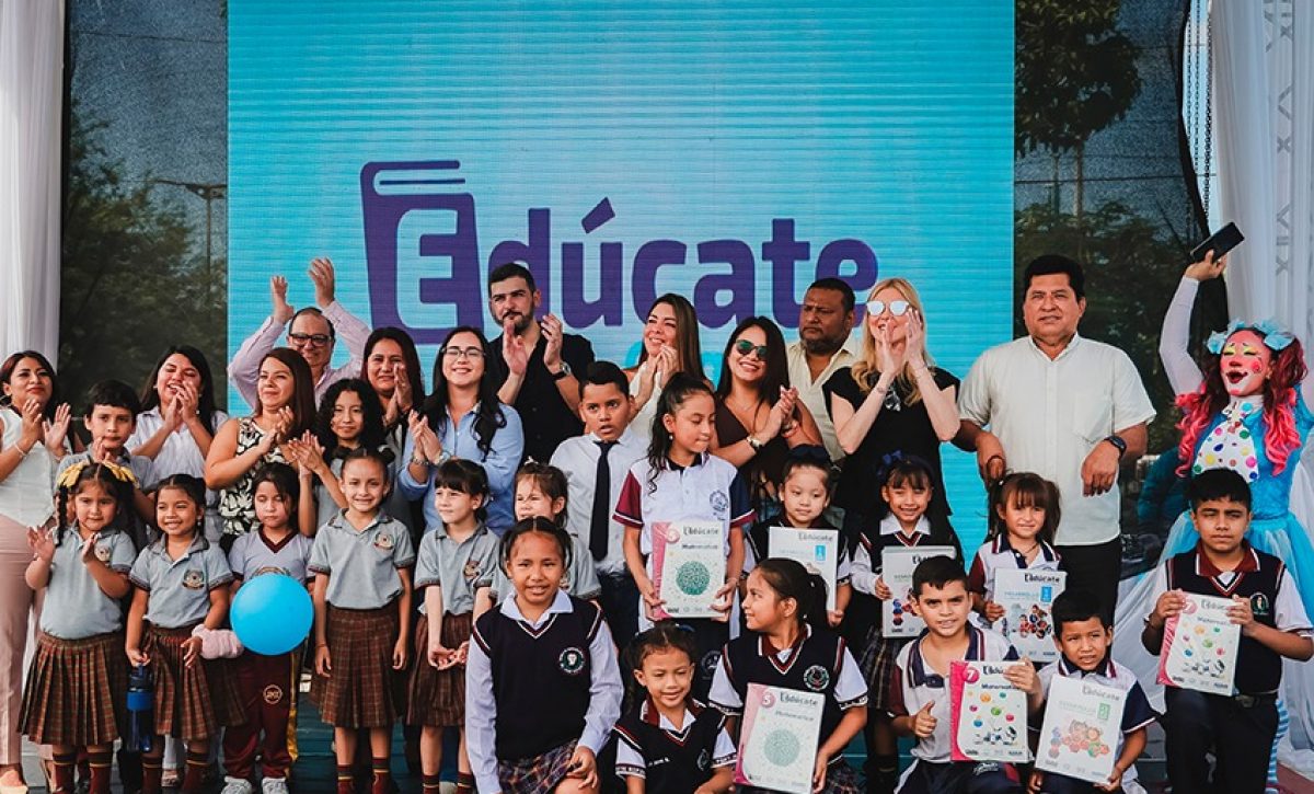 En dos años, Guayaquil ha entregado 760.000 textos escolares para el inicio de clases.