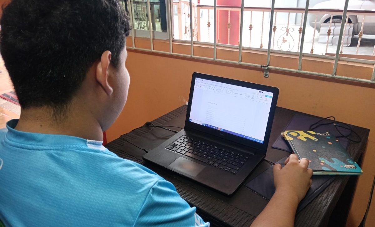 Estudiantes vuelven a clases virtuales