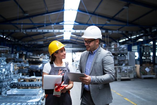 Comparando carreras: Ingeniería Industrial vs. Administración