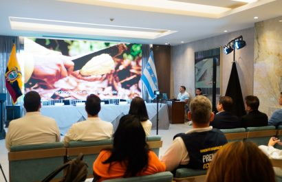 Ecuador muestra su cacao en auge con USD 1,333 millones en exportaciones.