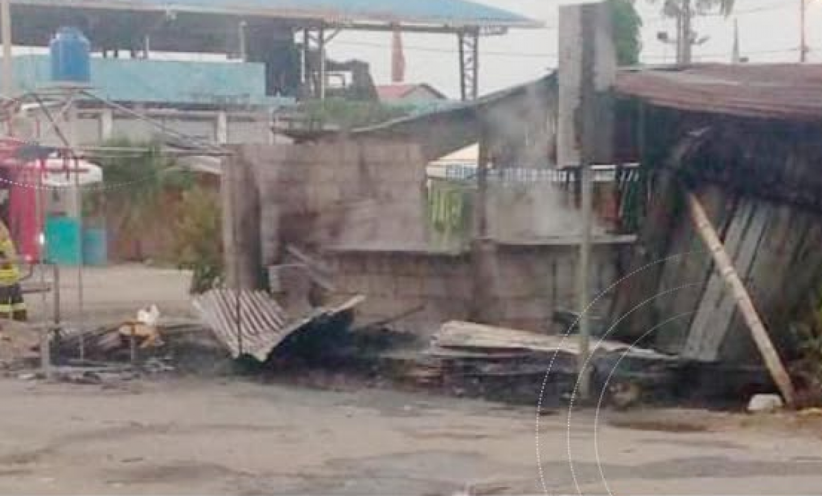 Explosión destruye restaurante en Bajo Alto, en El Guabo: propietario habría sido extorsionado