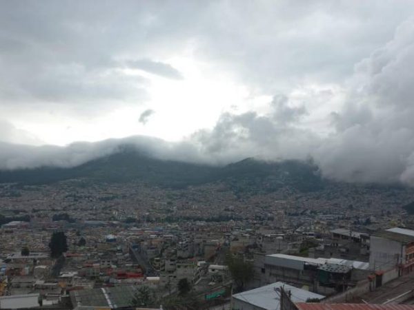 Ecuador vivirá una jornada con clima fresco en la Costa y lluvias persistentes en la Sierra este jueves 5 de junio