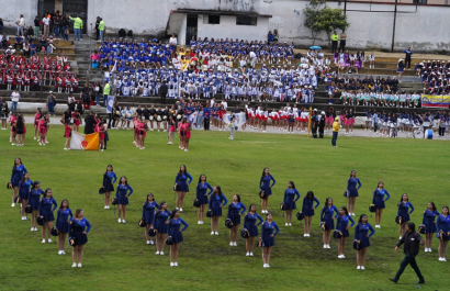 El festival de bastoneras de Quito tuvo una duración de ocho horas