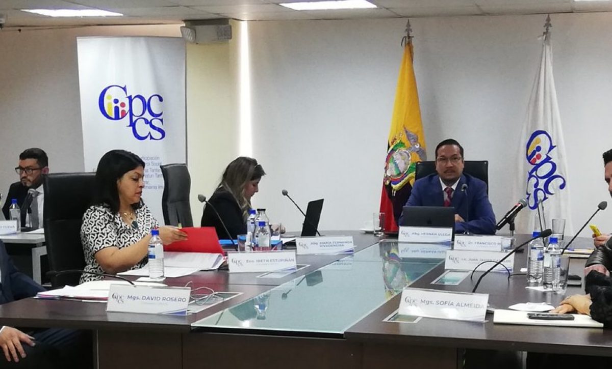 Siete académicos diseñarán los exámenes para 163 aspirantes a vocales del CNE
