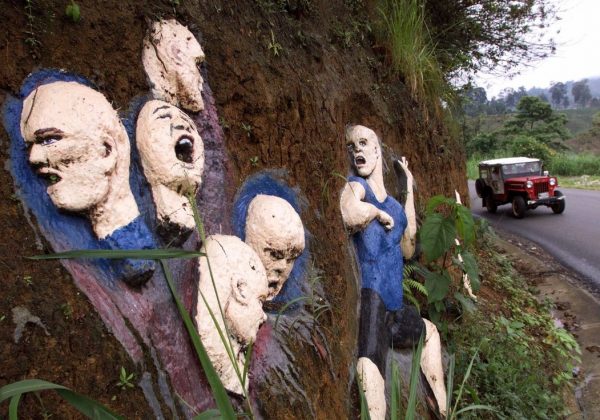 Un mural en memoria de los niños asesinados en Pereira, Colombia, por alias "La Bestia"