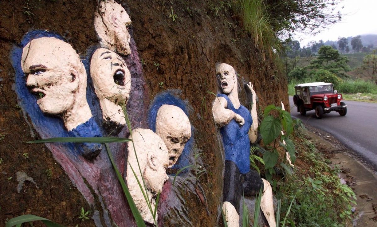 Un mural en memoria de los niños asesinados en Pereira, Colombia, por alias "La Bestia"