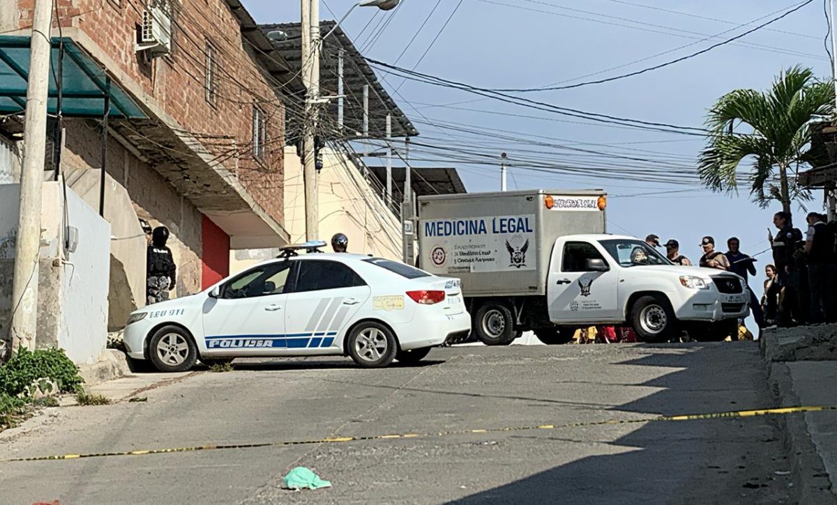 Asesinato en Manta: Víctima con antecedentes judiciales cae bajo balas en barrio La Paz.