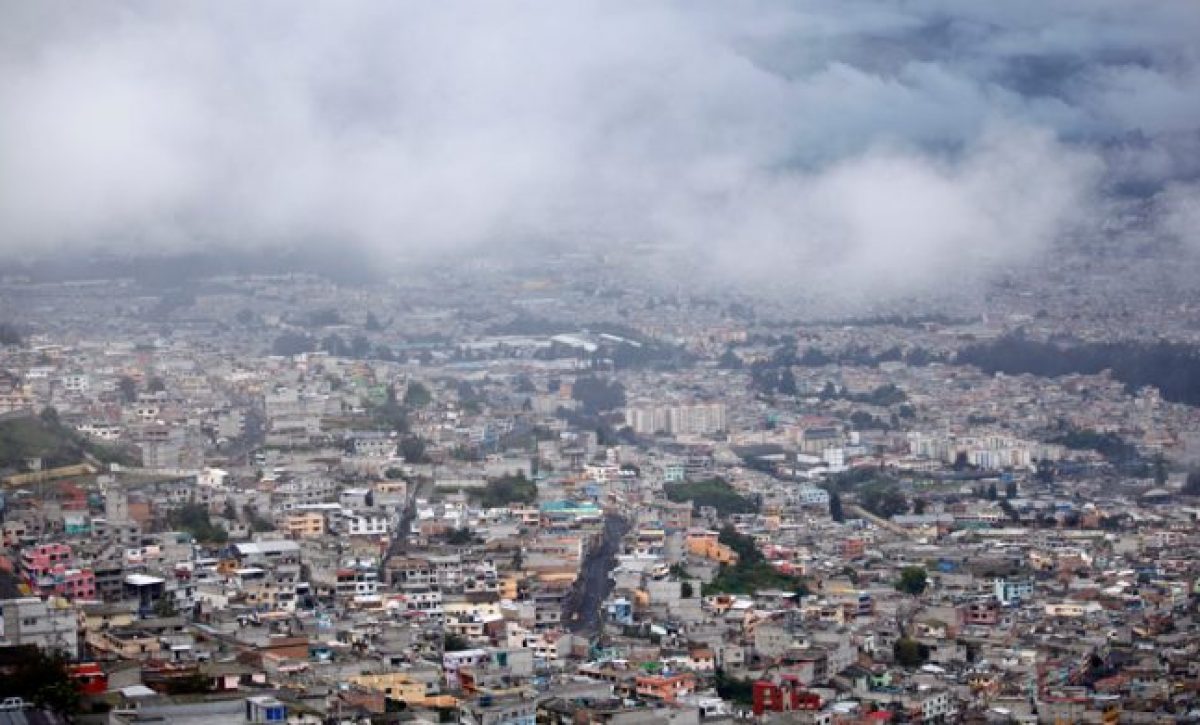 Clima inestable, frío matutino y lluvias por la tarde en Quito este 16 de mayo