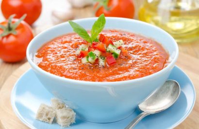 Gazpacho andaluz: ingredientes y técnicas para un plato fresco y saludable