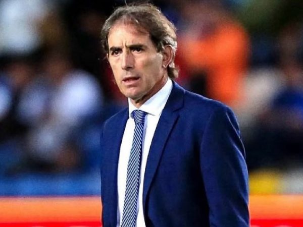 El técnico uruguayo Guillermo Almada.