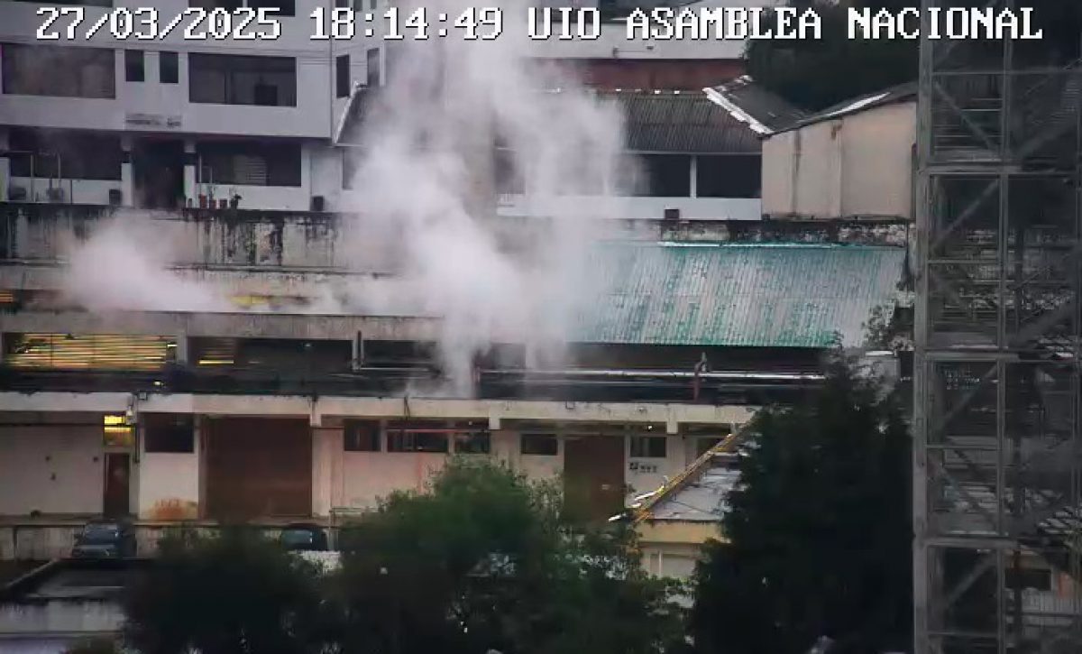 Hospital Eugenio Espejo, de Quito, descarta explosión en sus calderos.