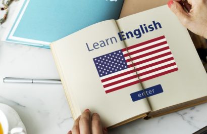 Gobierno lanza programa de 100 mil becas para aprendizaje de inglés