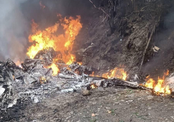 Mueren piloto, copiloto y técnico al estrellarse avioneta en la frontera México-Guatemala