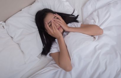 ¿No logras dormir? Consejos de una experta para calmar la mente y mejorar tu sueño