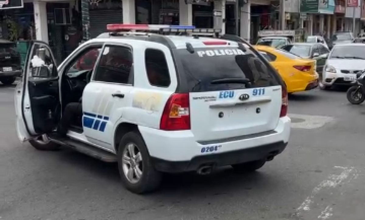 Retiró dinero del banco y lo balearon: así fue el asalto en pleno centro de Manta
