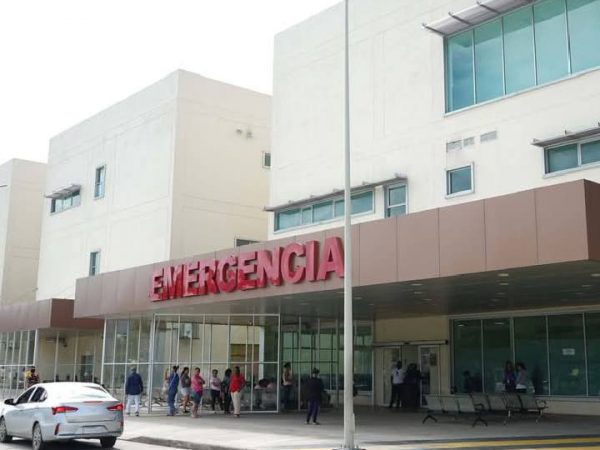 Los pacientes insisten en que se garantice el principio de gratuidad del sistema público como en el hospital Monte Sinaí.