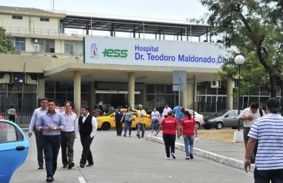 Los usuarios expresaron su frustración, ya que el corte de luz afectó únicamente a este hospital.