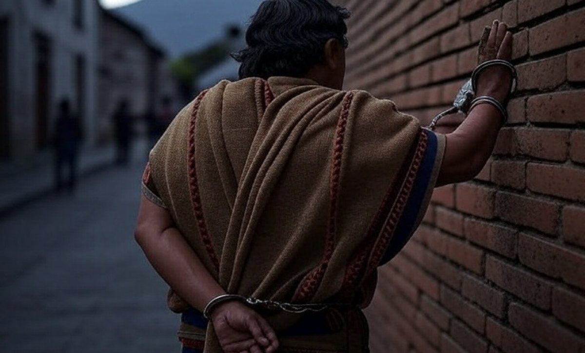 Un curandero fue condenado por el delito de ponografía infantil.