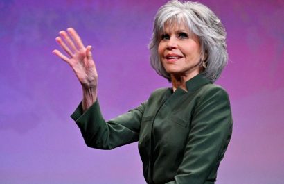 Jane Fonda visita la Amazonía ecuatoriana y alerta sobre su deterioro