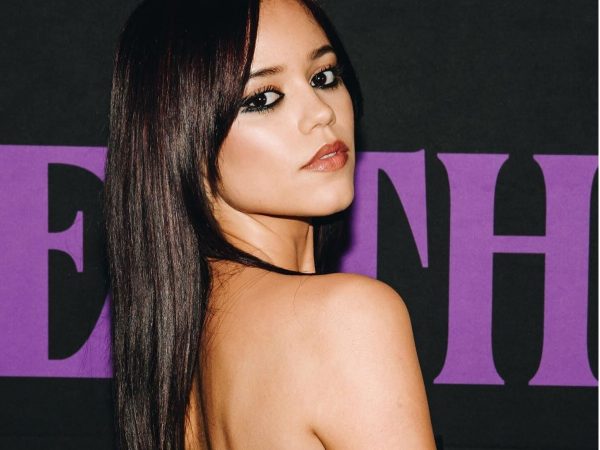 La actriz estadounidense Jenna Ortega, quien interpretó a Merlina.
