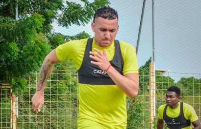 Jerry Parrales, ya entrena con Delfín SC