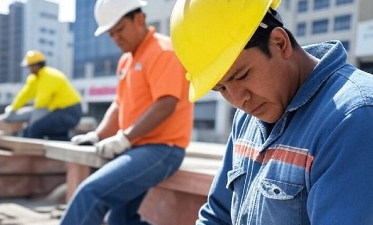 Miles de migrantes ecuatorianos en EE. UU. transforman la economía local con remesas.