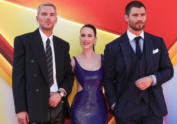 El actor Nicholas Hoult junto a los protagonistas de Superman, David Corenswet y Rachel Brosnahan. FOTO: nicholashoult (Instagram).