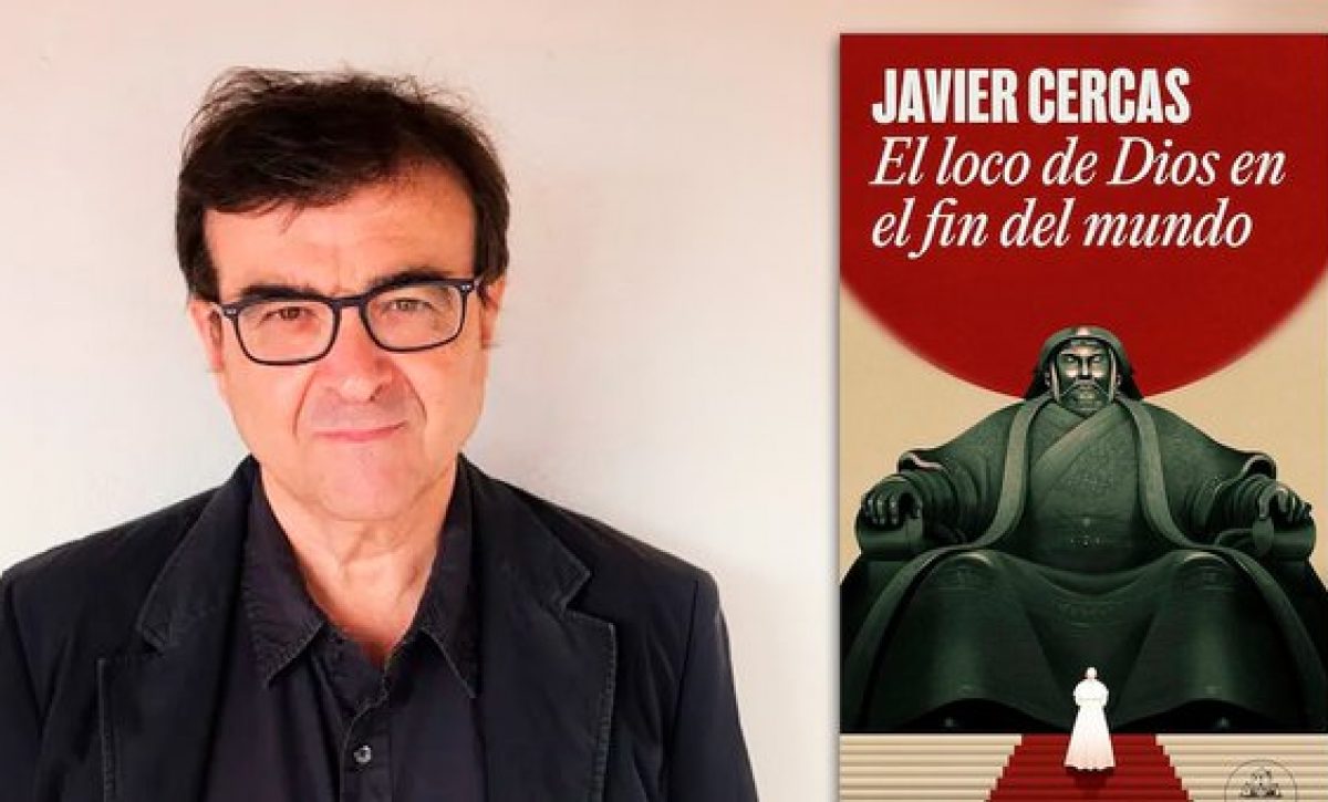 El Vaticano invitó al español Javier Cercas a acompañar al Papa en su viaje a Mongolia.