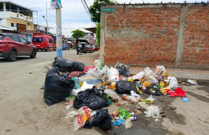 La contaminación e insalubridad es evidente en esta esquina del barrio San Antonio.