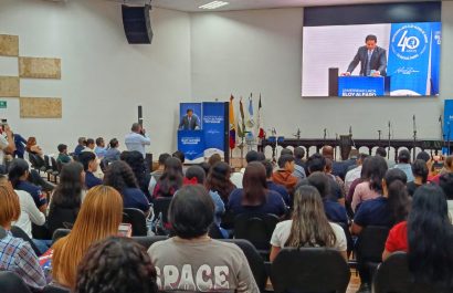 Estudiantes y docentes de carreras como turismo, hospitalidad y gastronomía participan en el 3er Congreso Nacional de Turismo, organizado por la Uleam.