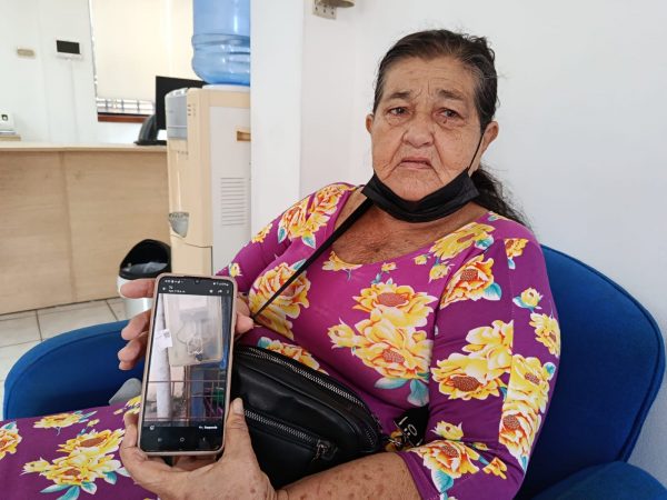 María Carreño dijo que está al día en sus pagos y no sabe porqué la desconexión del servicio.