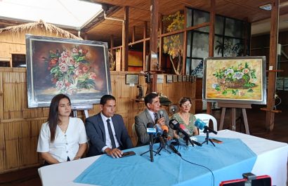 “Jarrones en el Jardín” es el nombre de la nueva exposición de Raúl Trámpuz en el  Museo Cancebí.