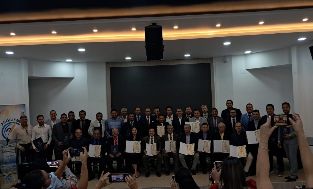La Asociación de Ingenieros Eléctricos de Manta, Montecristi y Jaramijó reafirma su compromiso con el desarrollo de la región.
