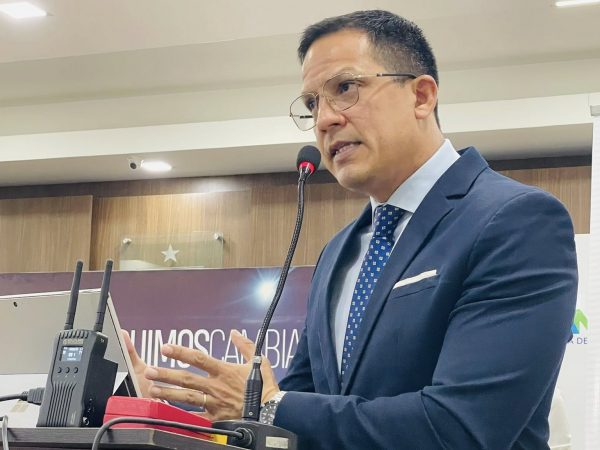 Miguel Cevallos niega notificación de renuncia exigida por Sercop.