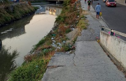 Un tramo del cauce del río Burro donde ya no existe muro de gavión.