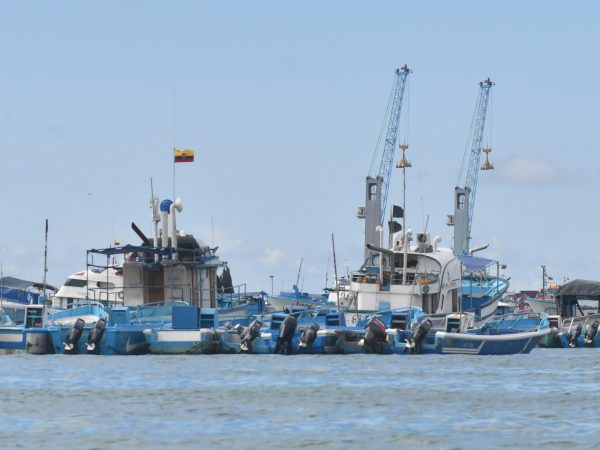 Puerto de Manta que cuenta de dos áreas: muelle artesanal y el internacional.