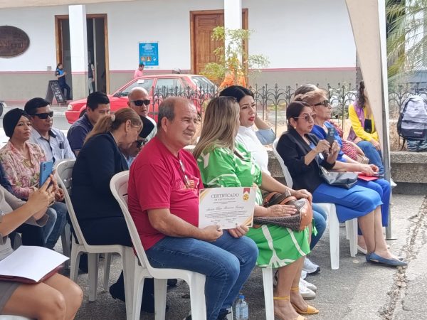 Víctor “Pelusa” Chávez permanecerá como vicealcalde de Manta hasta octubre de 2026.