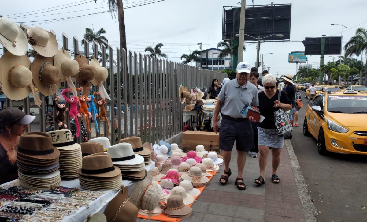 El pasado 29 de marzo, Manta recibió alrededor de 5 mil turistas en tres cruceros diferentes.